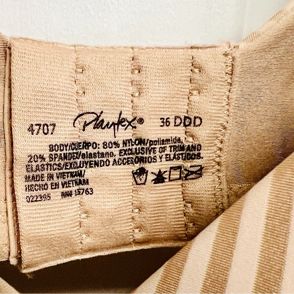 Playtex Nude/Tan Striped T-Shirt Bra Wireless Size 36DDD